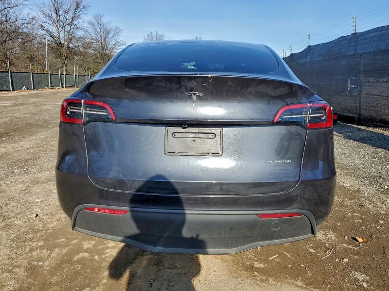 Photo 6 from auction – 2025 TESLA MODEL Y with VIN 7SAYGDEE9SA360463