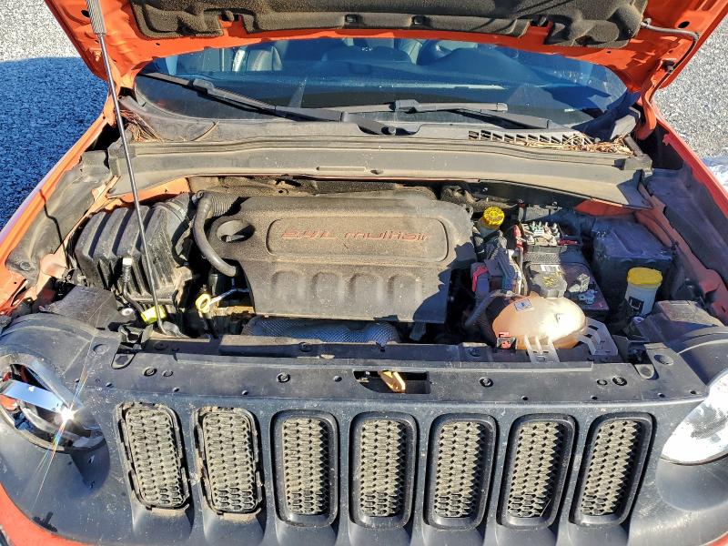 Photo 12 from auction – 2018 JEEP RENEGADE T with VIN ZACCJBCB8JPH13310