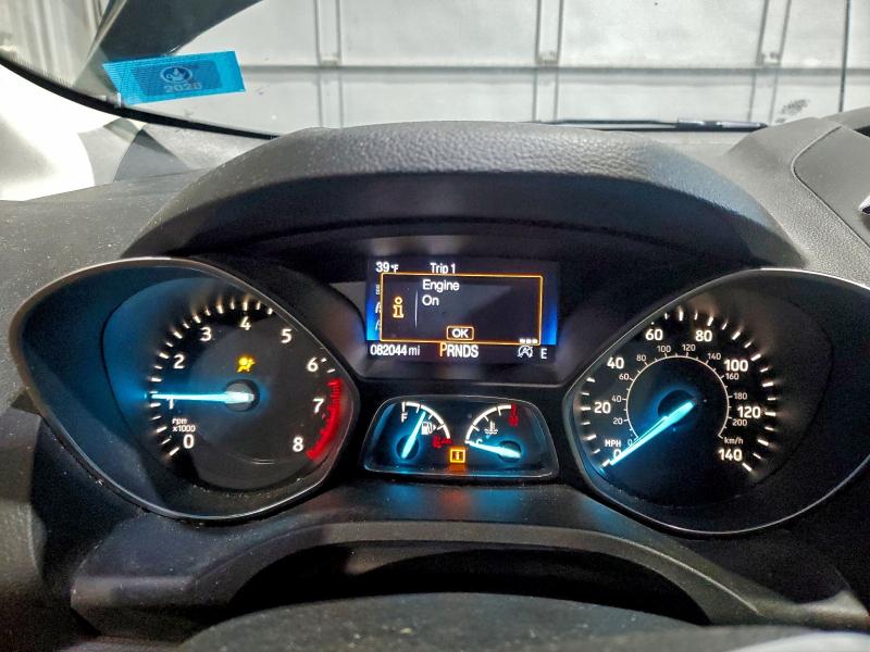 Photo 9 from auction – 2017 FORD ESCAPE SE with VIN 1FMCU9GD1HUC57652