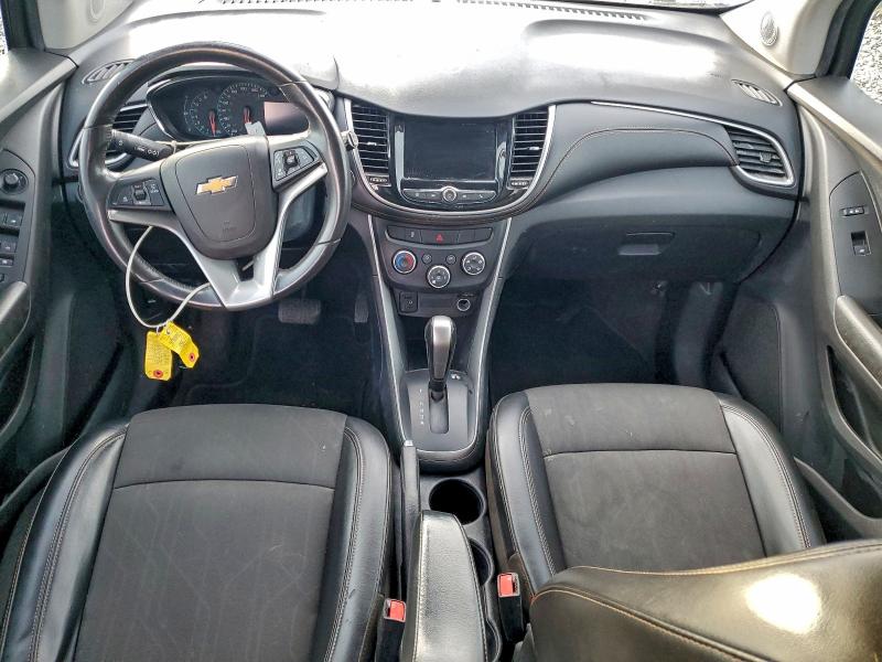 Photo 8 from auction – 2021 CHEVROLET TRAX 1LT with VIN KL7CJLSB1MB318064