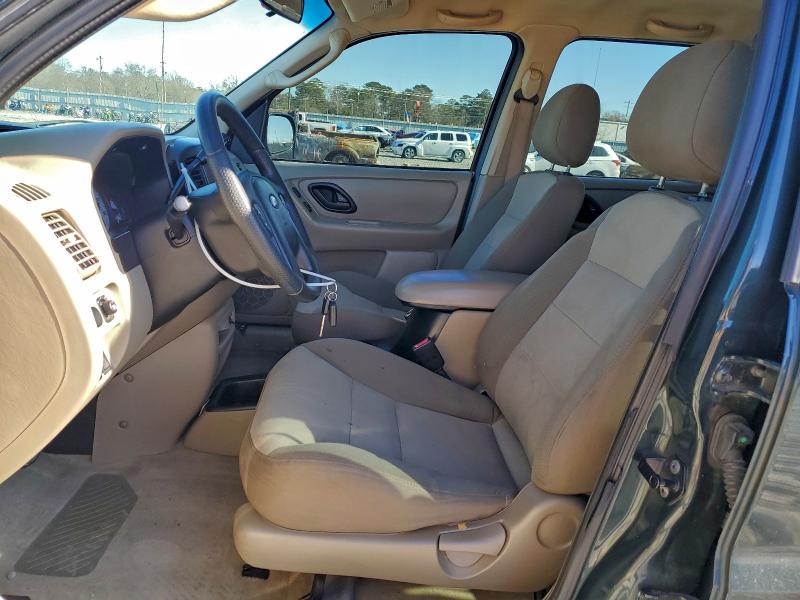 Photo 7 from auction – 2003 FORD ESCAPE XLS with VIN 1FMYU02123KB55036