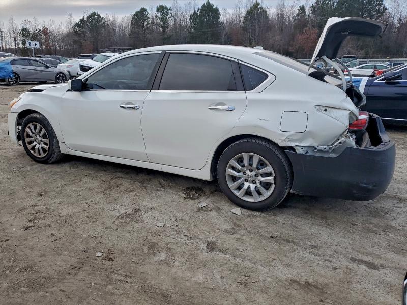 Photo 2 from auction – 2015 NISSAN ALTIMA with VIN 1N4AL3APXFC217660