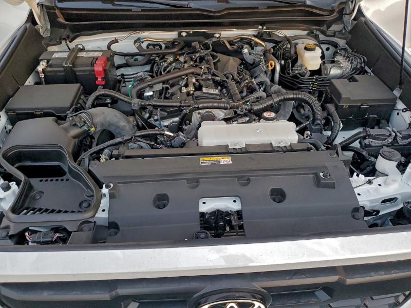 Photo 11 from auction – 2025 TOYOTA TACOMA DOU with VIN 3TMLB5JN2SM164851