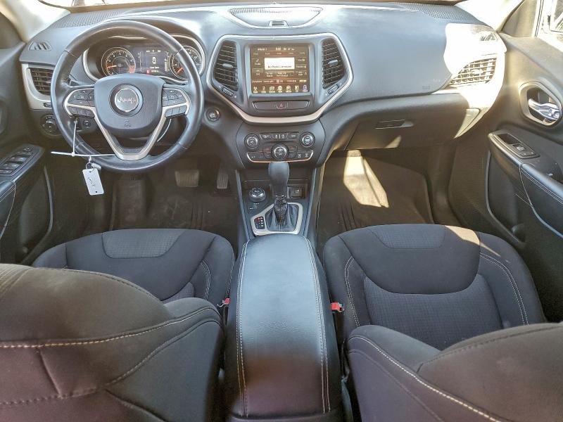 Photo 8 from auction – 2015 JEEP CHEROKEE L with VIN 1C4PJMCS1FW739478