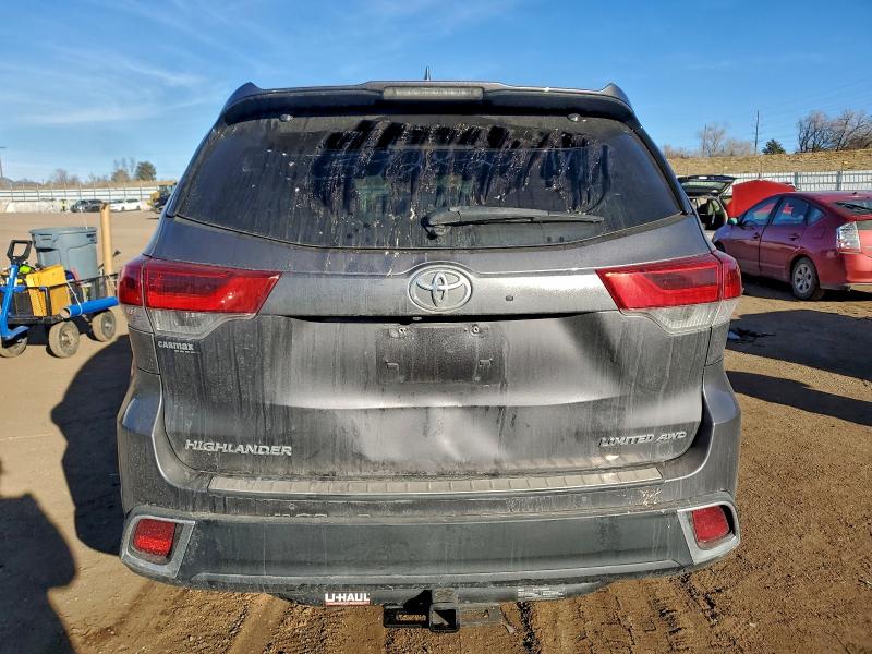 Photo 6 from auction – 2019 TOYOTA HIGHLANDER with VIN 5TDDZRFH2KS718173