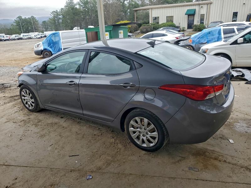 Photo 2 from auction – 2012 HYUNDAI ELANTRA GL with VIN 5NPDH4AE4CH084195