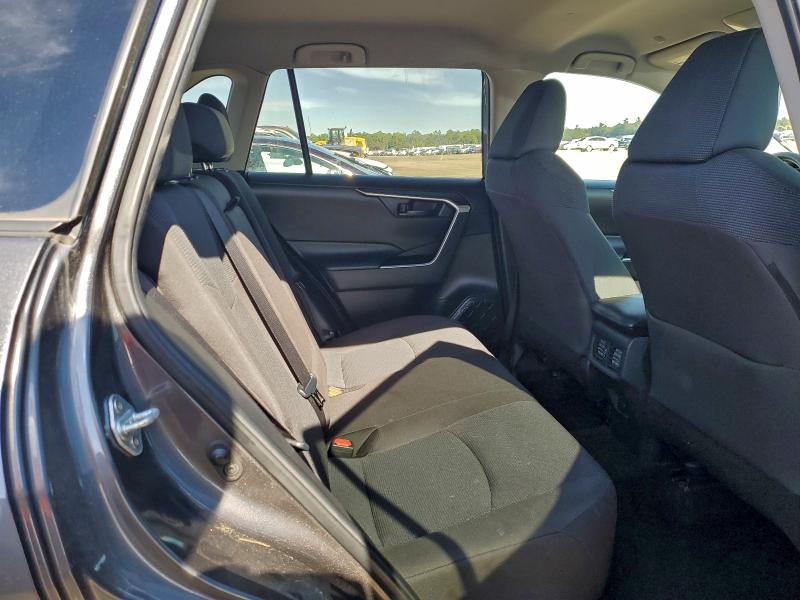 Photo 11 from auction – 2023 TOYOTA RAV4 LE with VIN 2T3H1RFV3PC235748
