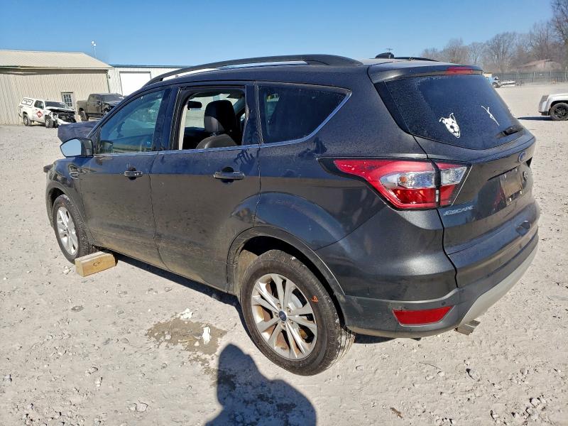 Photo 2 from auction – 2017 FORD ESCAPE SE with VIN 1FMCU0GD8HUD94535