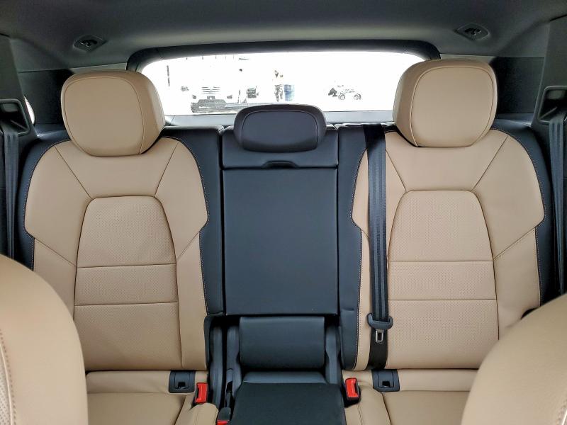 Photo 10 from auction – 2025 PORSCHE CAYENNE with VIN WP1AA2AY8SDA04499