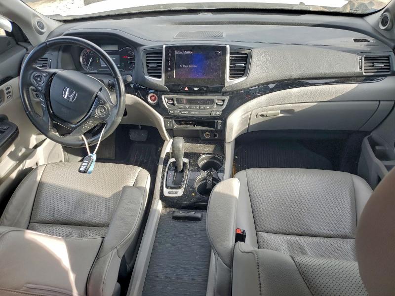 Photo 8 from auction – 2019 HONDA RIDGELINE with VIN 5FPYK3F76KB016797