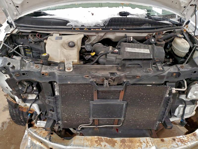 Photo 12 from auction – 2006 CHEVROLET EXPRESS G2 with VIN 1GCGG25VX61120319