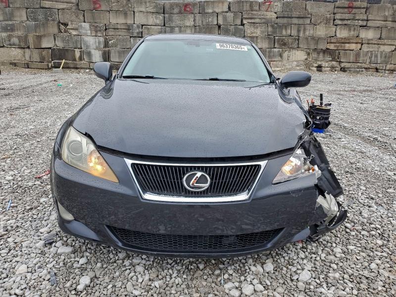 Photo 5 from auction – 2007 LEXUS IS with VIN JTHBE262872011257
