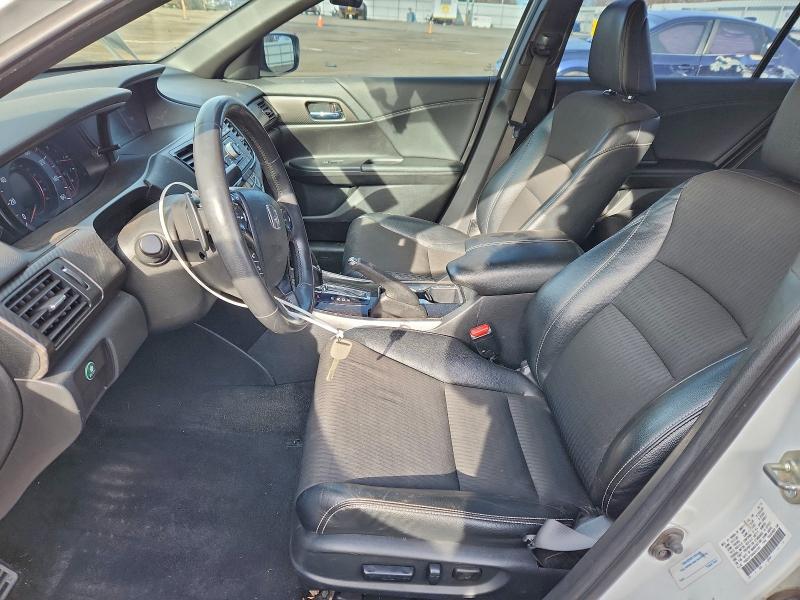 Photo 7 from auction – 2017 HONDA ACCORD SPO with VIN 1HGCR2F58HA043395