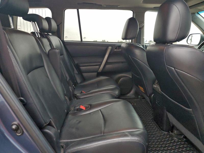Photo 11 from auction – 2013 TOYOTA HIGHLANDER with VIN 5TDBK3EH7DS215476