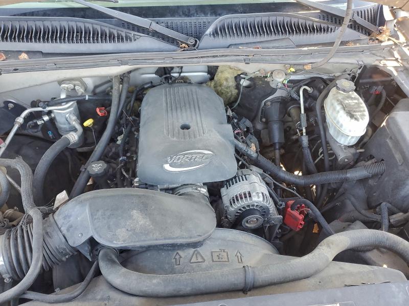 Photo 11 from auction – 2005 CHEVROLET SILVERADO with VIN 1GCHK29U35E266153