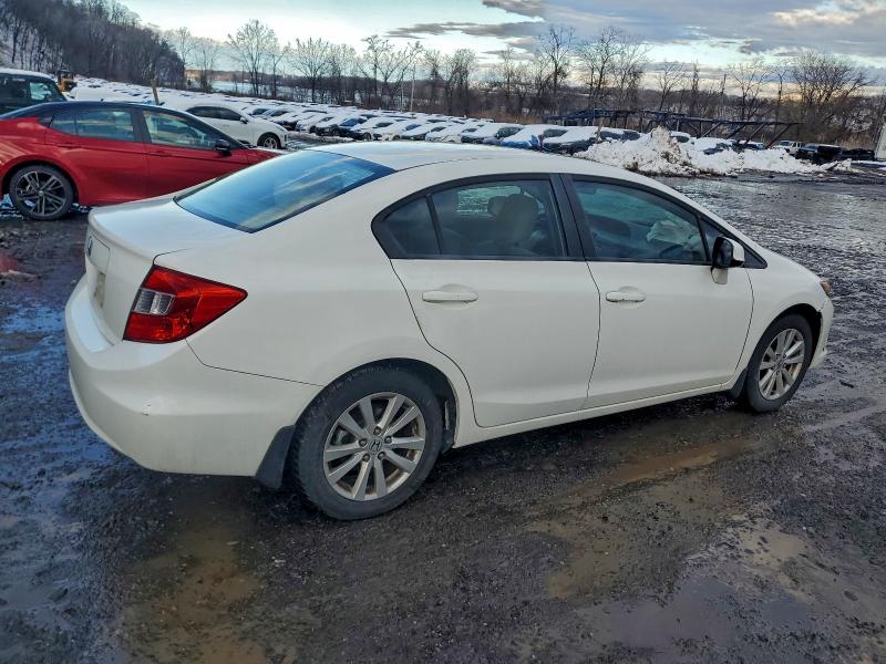 Zdjęcie 3 z aukcji – 2012 HONDA CIVIC EX z VIN 2HGFB2F88CH509266