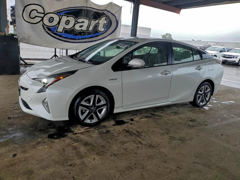 TOYOTA PRIUS 2018 with VIN JTDKARFU4J3055040 - Photo from auction