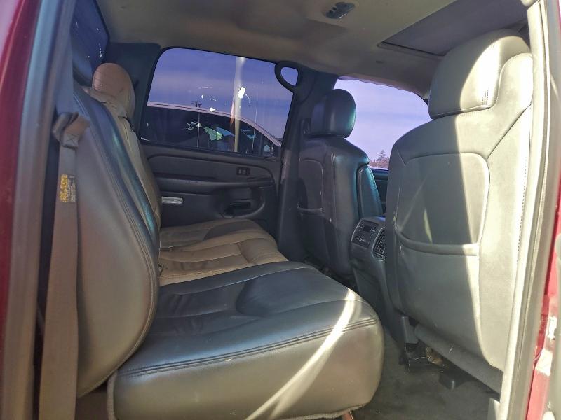 Photo 10 from auction – 2005 GMC NEW SIERRA with VIN 2GTEC13T351295373
