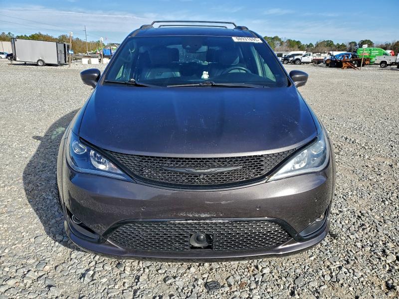 Photo 5 from auction – 2019 CHRYSLER PACIFICA T with VIN 2C4RC1EG5KR733079