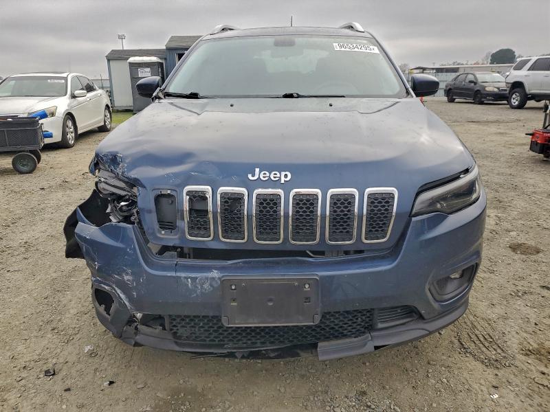 Photo 5 from auction – 2019 JEEP CHEROKEE L with VIN 1C4PJLCB0KD443805