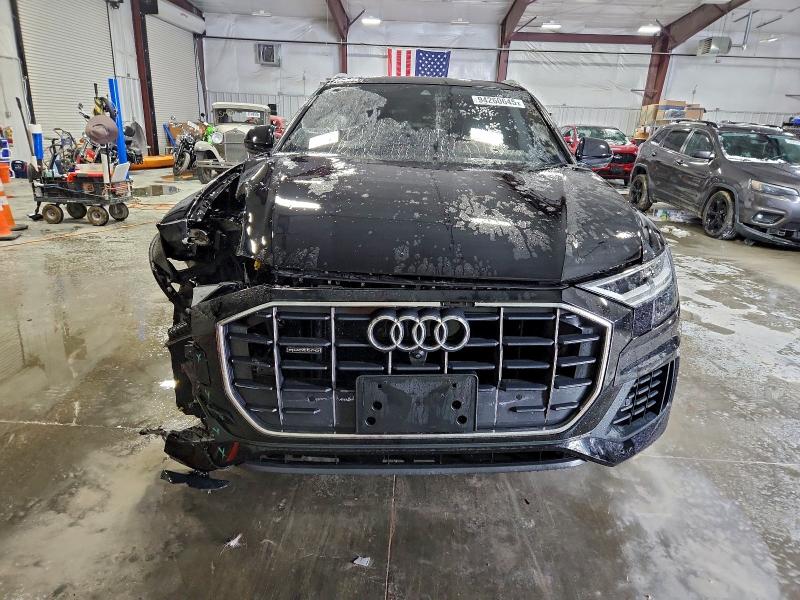 Photo 5 from auction – 2019 AUDI Q8 with VIN WA1BVAF1XKD024957