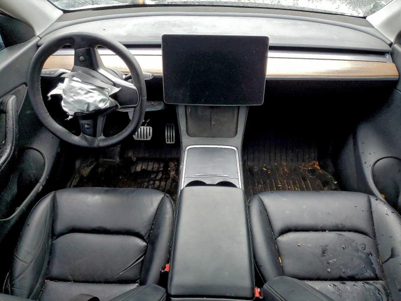 Photo 8 from auction – 2022 TESLA MODEL Y with VIN 7SAYGDEF6NF488742