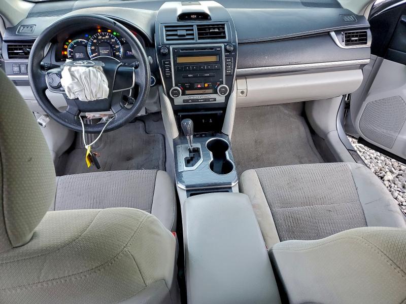 Photo 8 from auction – 2012 TOYOTA CAMRY HYBR with VIN 4T1BD1FK3CU032431