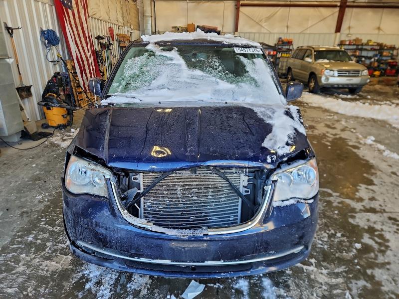 Photo 5 from auction – 2012 CHRYSLER TOWN & COU with VIN 2C4RC1BG9CR226854