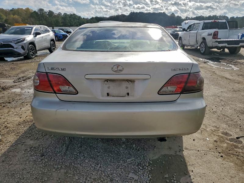 Photo 6 from auction – 2003 LEXUS ES 300 with VIN JTHBF30G130094351