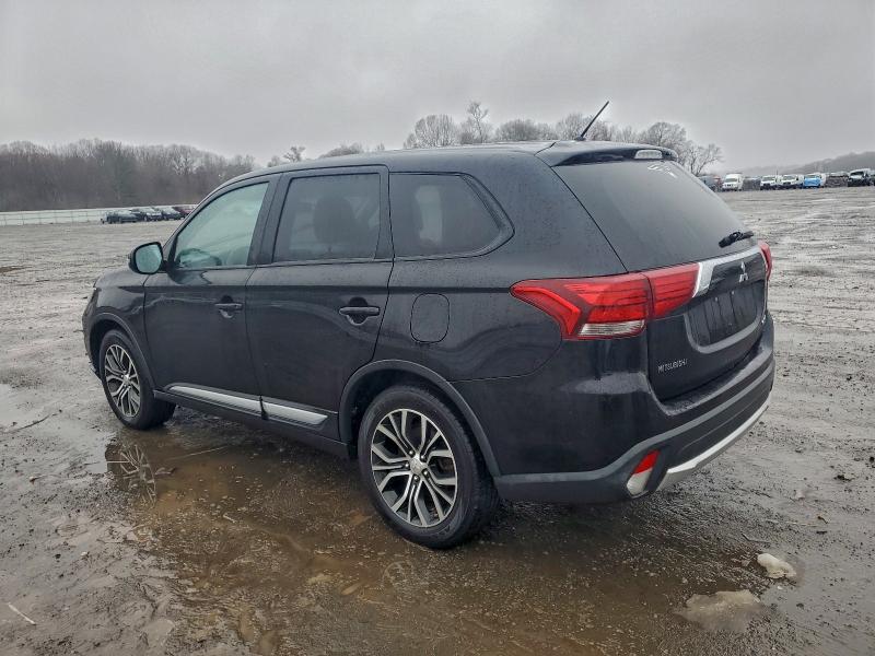 Photo 2 from auction – 2016 MITSUBISHI OUTLANDER with VIN JA4AZ3A38GZ010781