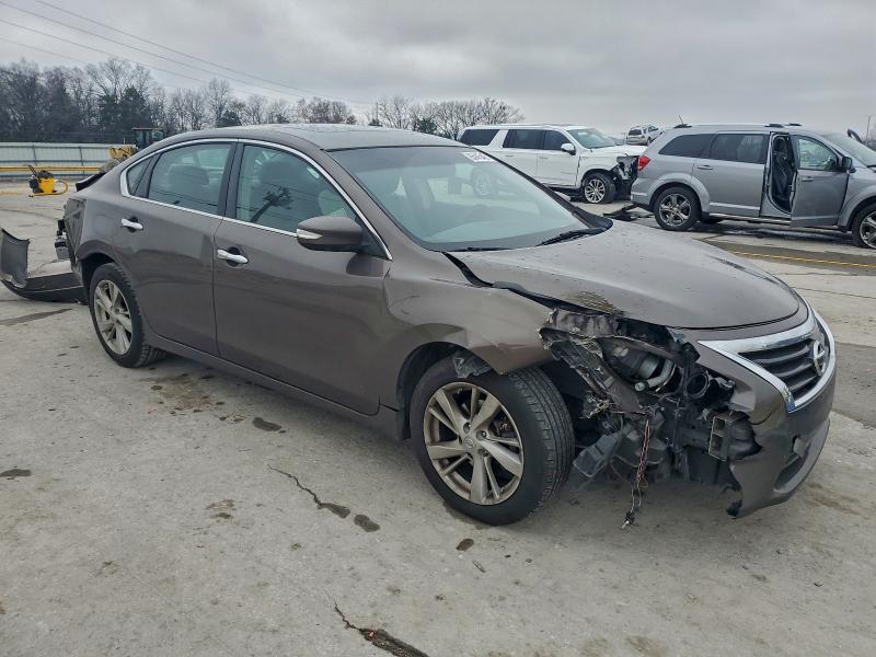 Photo 4 from auction – 2013 NISSAN ALTIMA 2.5 with VIN 1N4AL3AP4DC163009