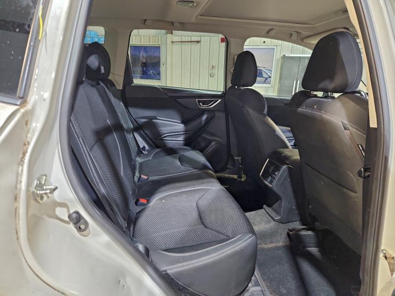 Фото 10 с аукциона – 2019 SUBARU FORESTER P с VIN JF2SKAEC5KH576314
