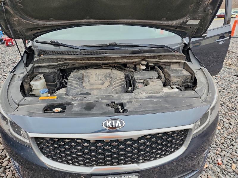 Photo 12 from auction – 2015 KIA SEDONA EX with VIN KNDMC5C18F6079675