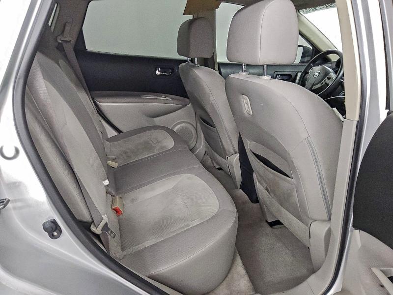 Photo 11 from auction – 2012 NISSAN ROGUE S with VIN JN8AS5MT2CW278923