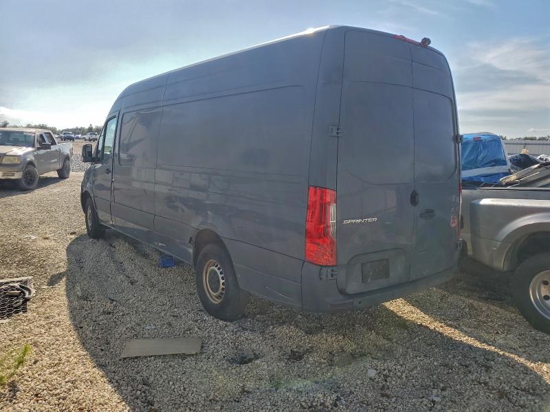 Photo 2 from auction – 2019 MERCEDES-BENZ SPRINTER 2 with VIN WD4PF1CD1KP134427