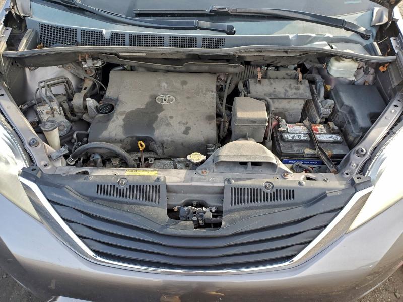 Photo 12 from auction – 2011 TOYOTA SIENNA with VIN 5TDKK3DC4BS086065