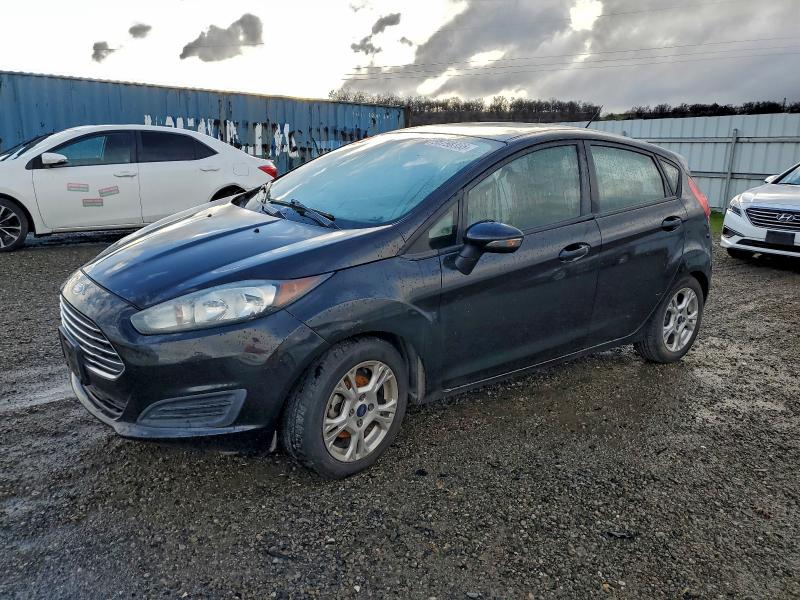 FORD FIESTA SE 2015 with VIN 3FADP4EJ8FM121344 - Photo from auction