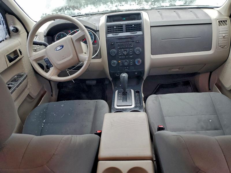 Photo 8 from auction – 2012 FORD ESCAPE XLS with VIN 1FMCU9C79CKB81750
