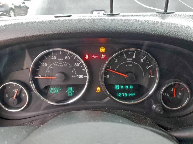 Photo 9 from auction – 2016 JEEP WRANGLER U with VIN 1C4BJWDG9GL235585