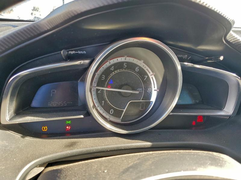 Photo 9 from auction – 2015 MAZDA 3 TOURING with VIN JM1BM1L3XF1265875