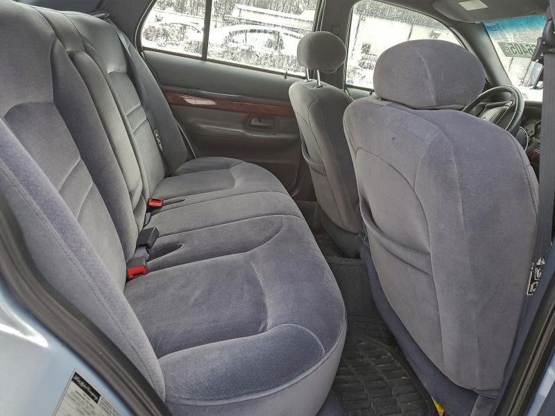 Photo 10 from auction – 2001 MERCURY GRAND MARQ with VIN 2MEFM75W21X697905