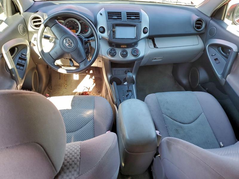 Photo 8 from auction – 2007 TOYOTA RAV4 with VIN JTMBD33V975085715