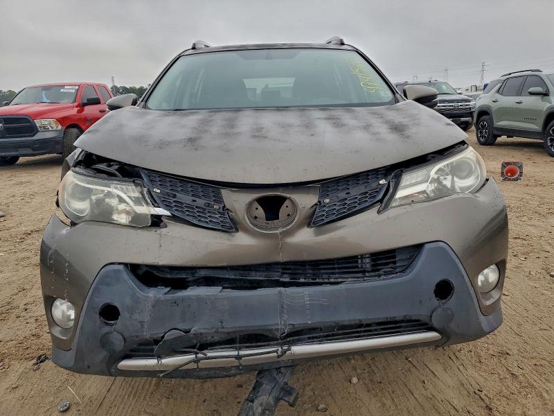 Zdjęcie 5 z aukcji – 2015 TOYOTA RAV4 z VIN JTMWFREV1FD060162