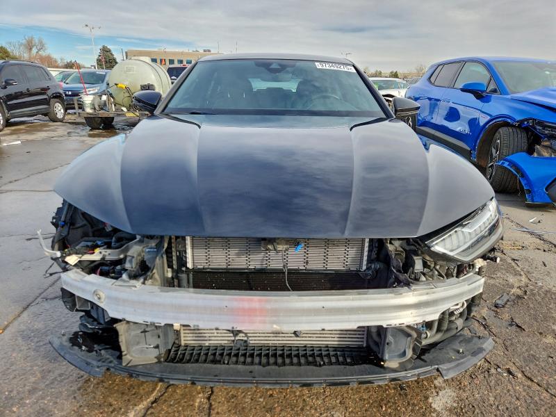 Photo 5 from auction – 2021 AUDI A7 E PREMI with VIN WAUTPBF20MN032093