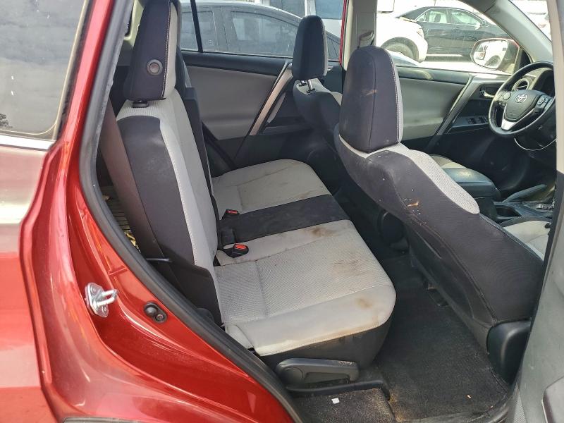 Photo 11 from auction – 2017 TOYOTA RAV4 XLE with VIN JTMRFREV3HJ128446