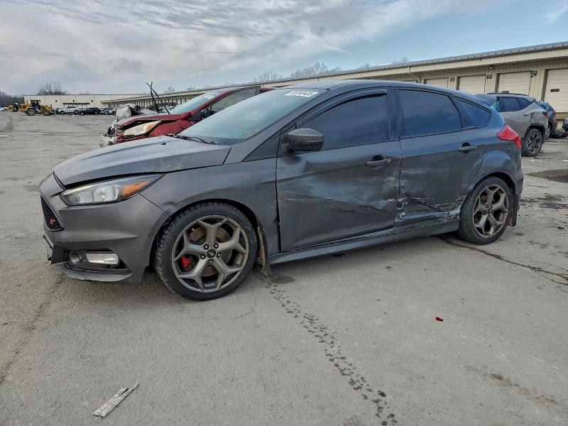 FORD FOCUS ST 2018 with VIN 1FADP3L99JL215830 - Photo from auction