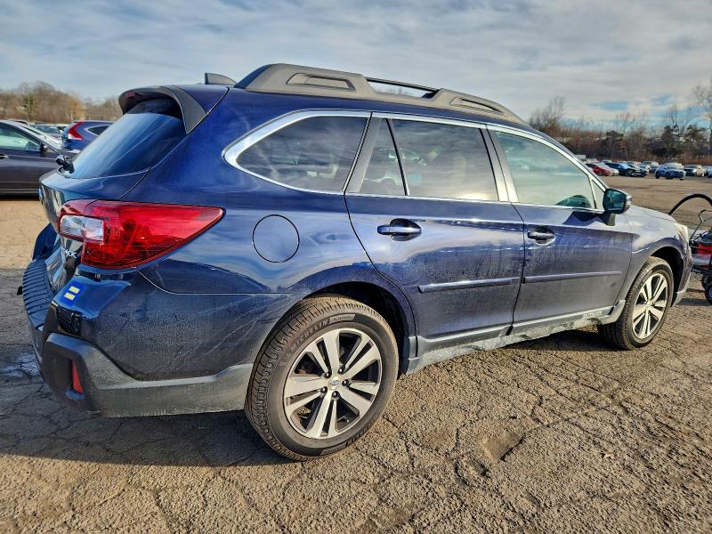 Photo 3 from auction – 2018 SUBARU OUTBACK 2. with VIN 4S4BSANCXJ3229390