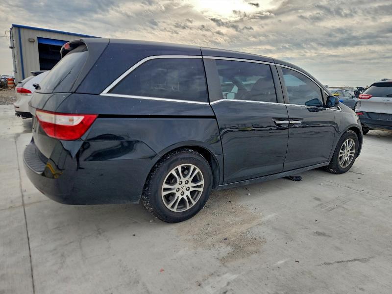Photo 3 from auction – 2013 HONDA ODYSSEY EX with VIN 5FNRL5H67DB080912