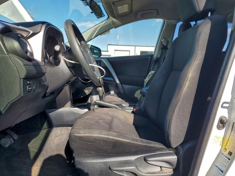 Photo 7 from auction – 2016 TOYOTA RAV4 LE with VIN JTMBFREV0GJ065385
