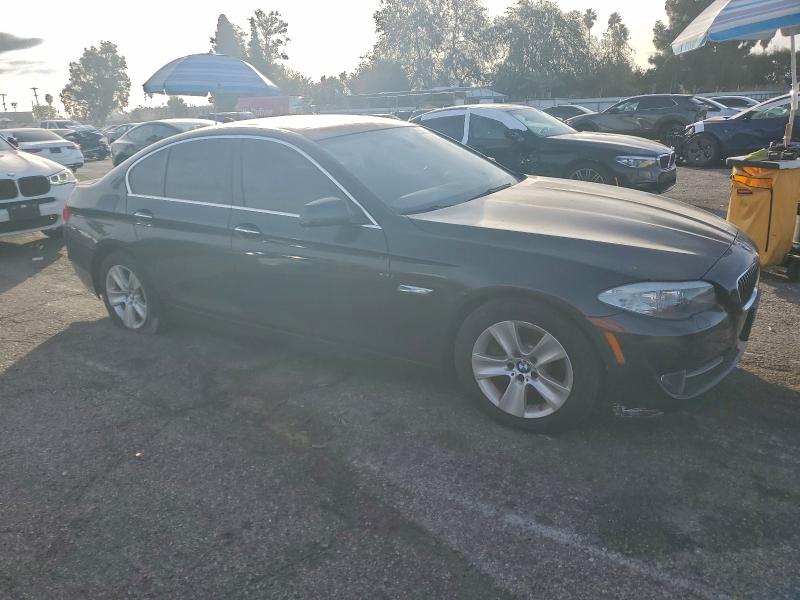 Photo 4 from auction – 2011 BMW 528 I with VIN WBAFR1C56BDJ97665